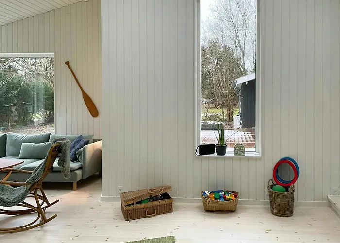 Holiday home Near Femhojerne And Liseleje Melby